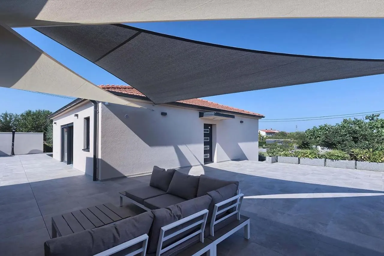 Villa Ani Sisan 0*,  Croatia